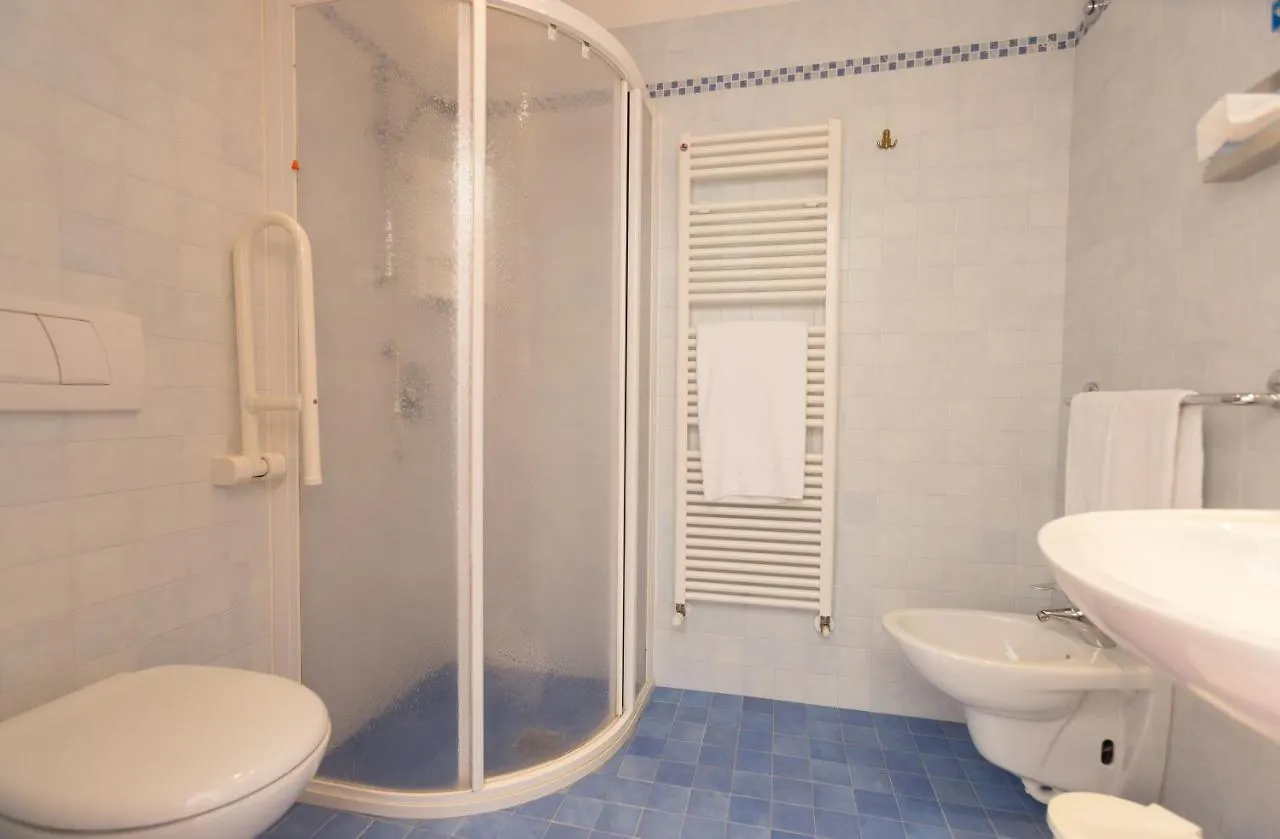 Hotel Al Caval Torri Del Benaco