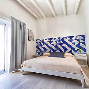  Bed & Breakfast Lo Scoglio Della Formica Italy