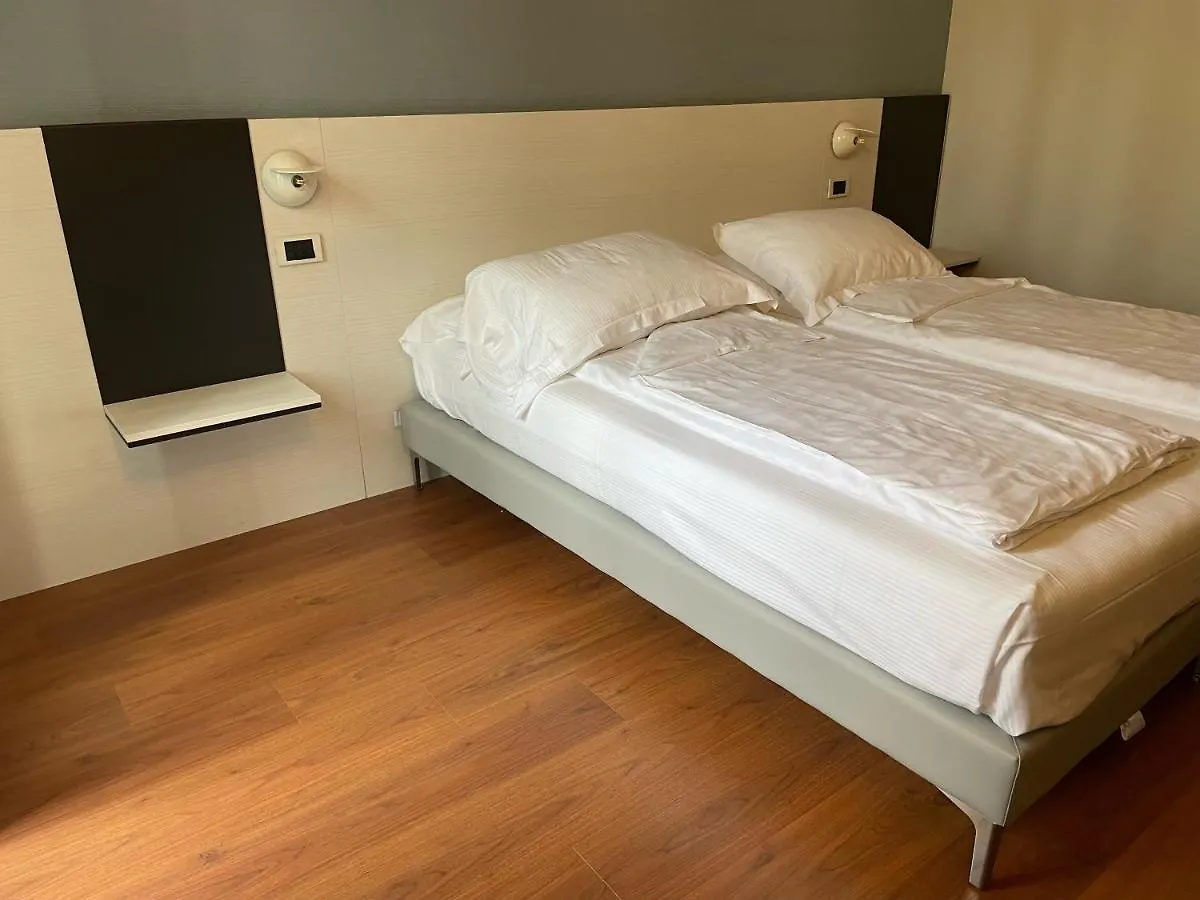 Hotel Al Caval Torri Del Benaco
